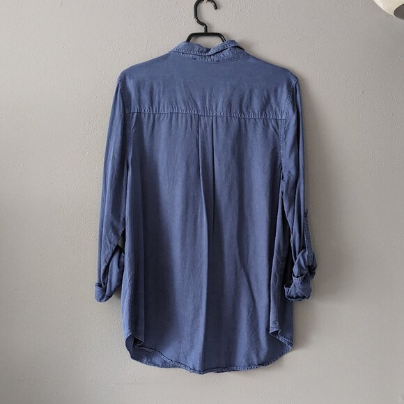 light denim colored shirt - Picture 3 of 4